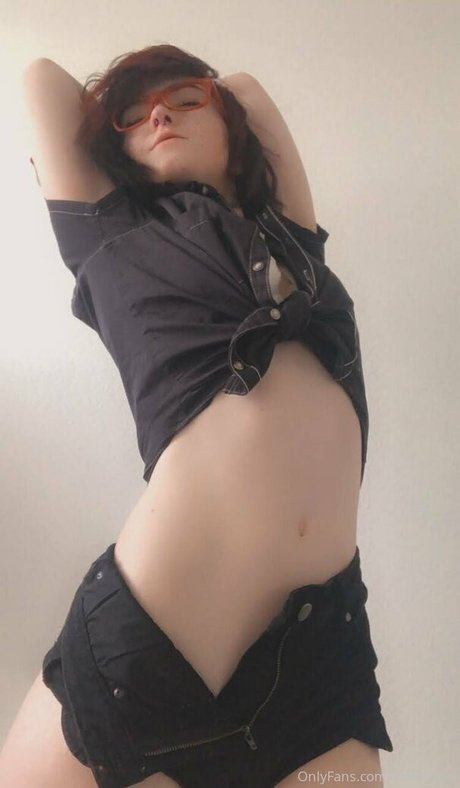 lyraluv exclusive actress pic