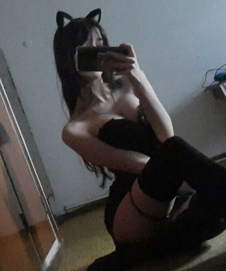 imskitty adult actress photos