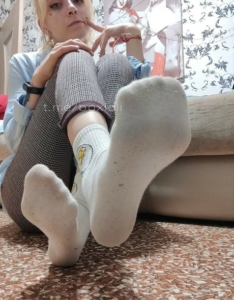 Mia Synaeva naked actress pics