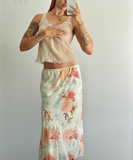 maaddielewis beautiful pornstar picture