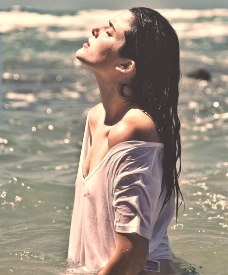 Adi Yedoav hot star image