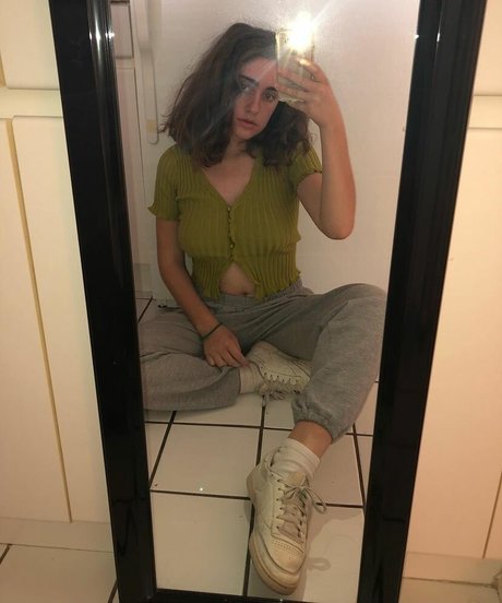 Rachel Sennott exclusive actress pic