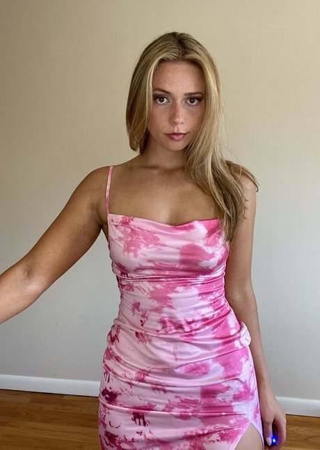 thatcheekybabe star erotic image