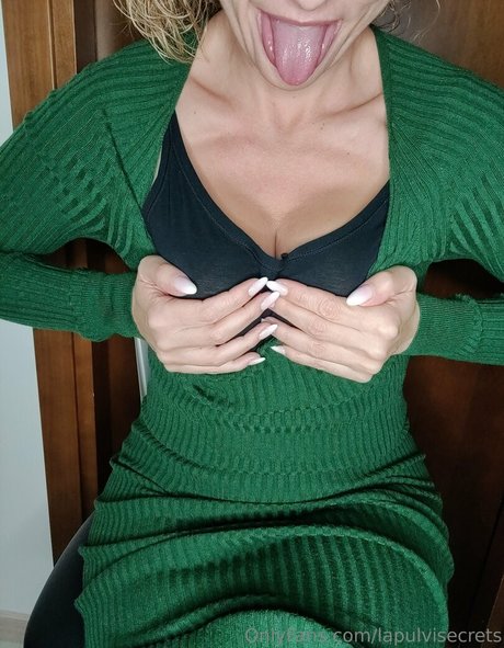 hairy teen pussy onlyfans pornos galleries