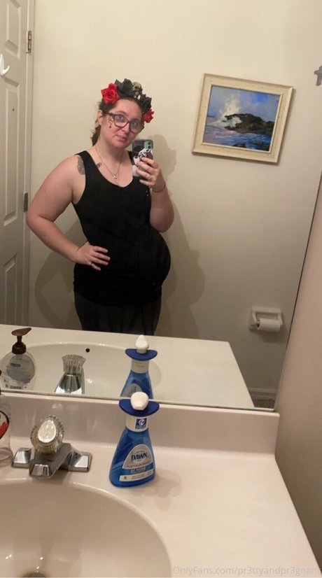 pr3ttyandpr3gnant nice actress photo