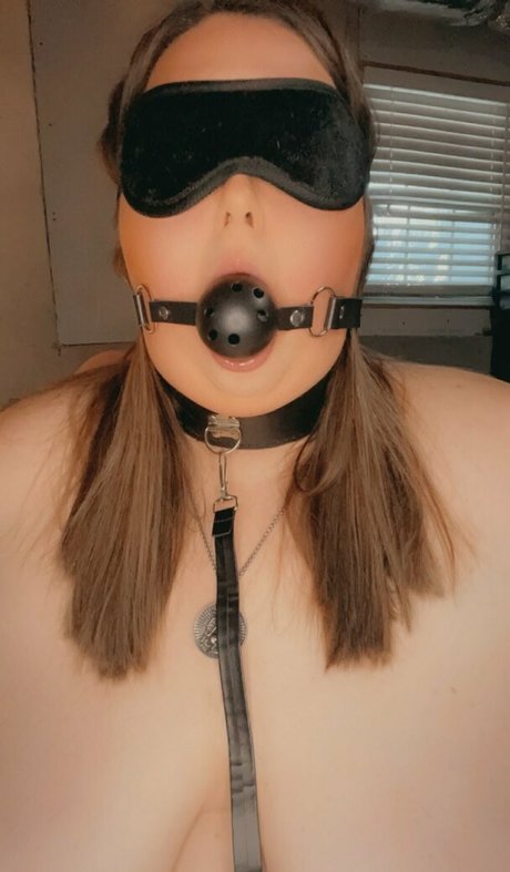 miacloverxx exclusive actress img