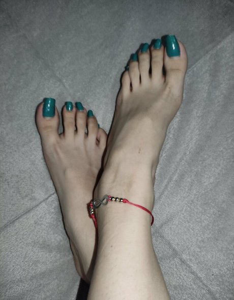 scarletbunnyy erotic actress image