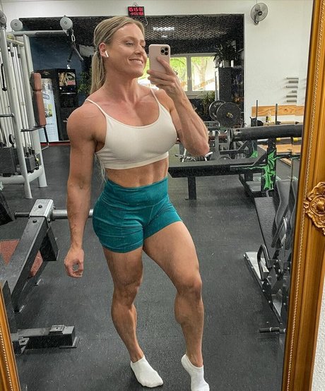 Denise Herber model hot pictures