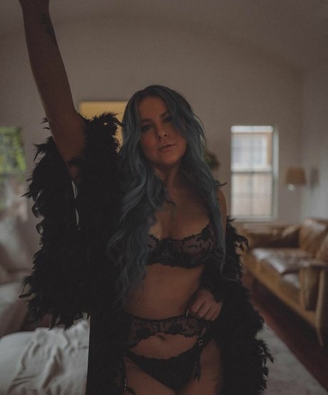 Emlyn sexy actress picture