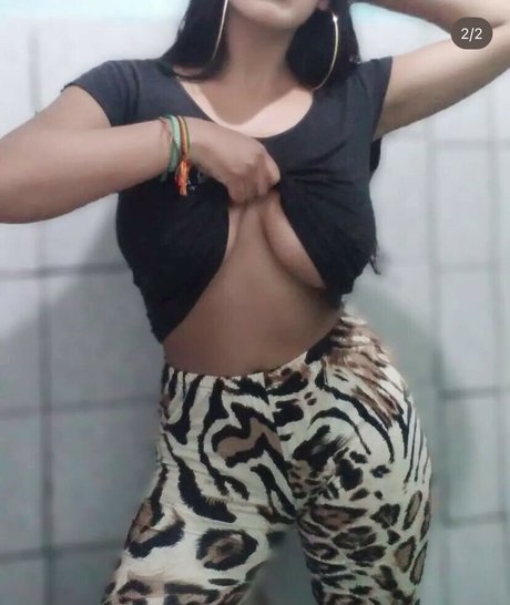 Liima kamylla hot model img