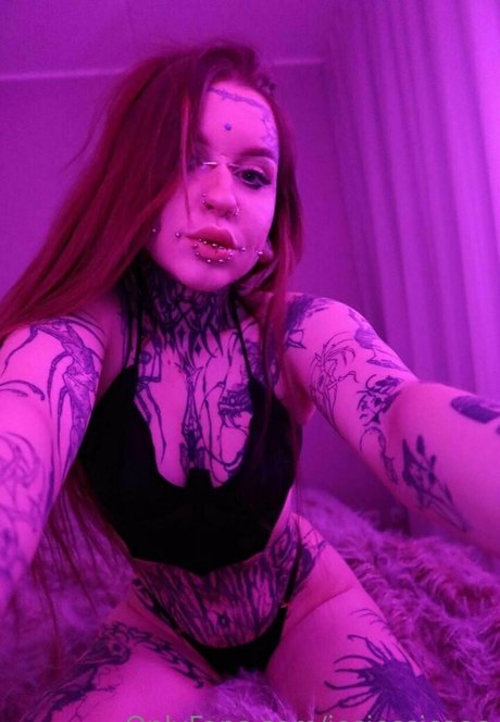 famous girls onlyfans free naked img