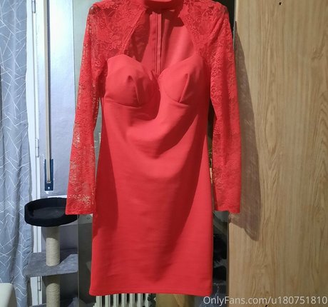 only queen84 nudes model images