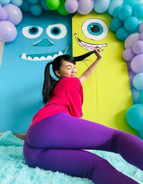 lovely zoe Quick photo