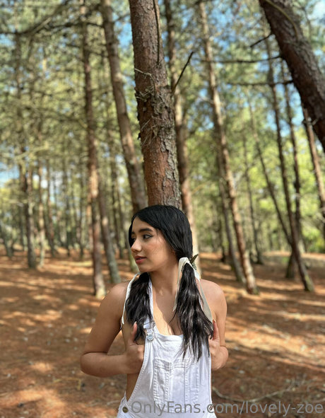 lovely zoe model erotic archive