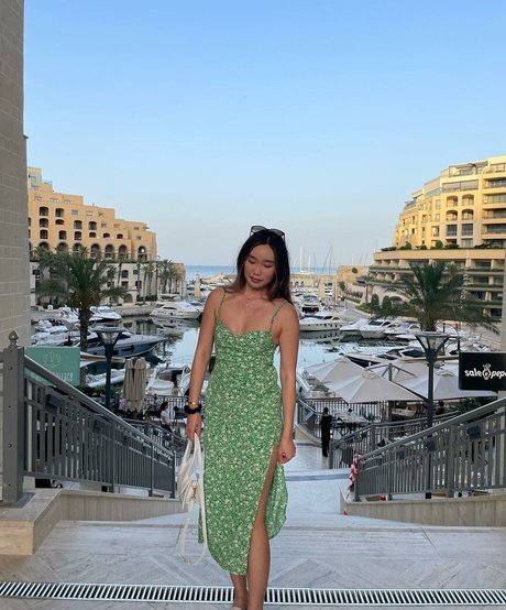 Lisabby model nude image