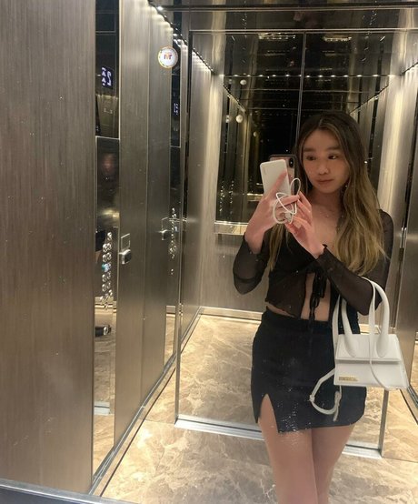 Lisabby sexy model img