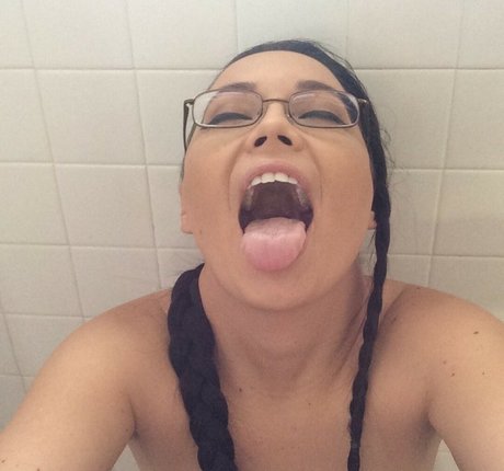 Molly Songbird pornstar adult photos