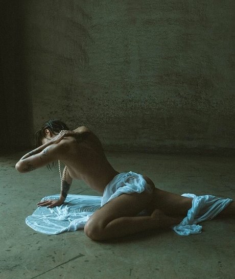 blonde secretary onlyfans hot sexy photos