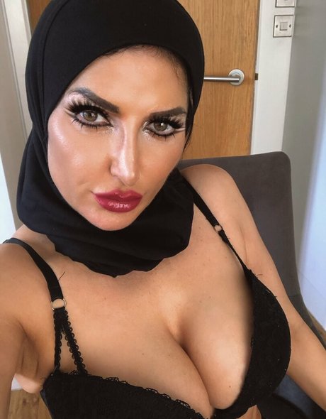 thick mature onlyfans beautiful naked pictures