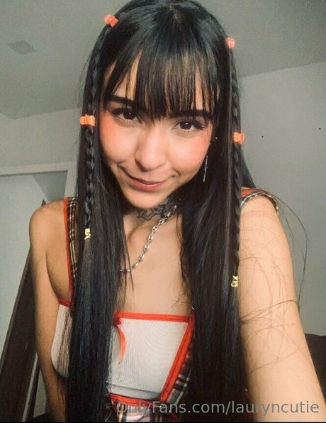 lauryncutie pornstar hd pics