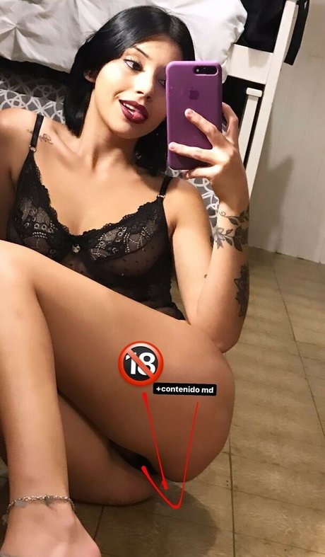 miliiicalderon model erotic pictures