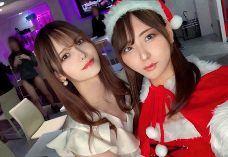 Momiji Joso erotic star photos