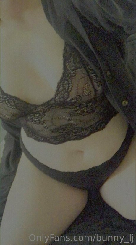 bunny lj nude model gallery