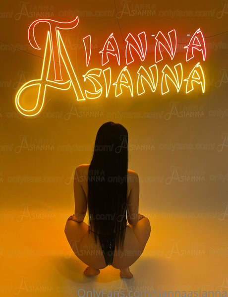 tiannaasianna hot actress picture