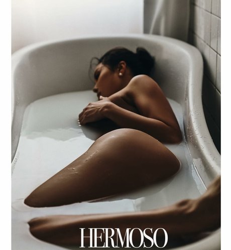 ShinyooJeong model sex images