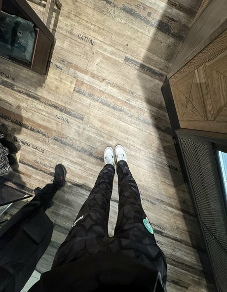 NoraExplorer nudes star images