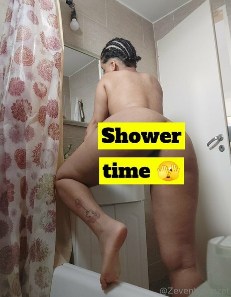 zeventhsunzet model adult galleries