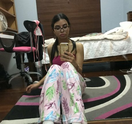 sexy mom onlyfans sexy nude pictures