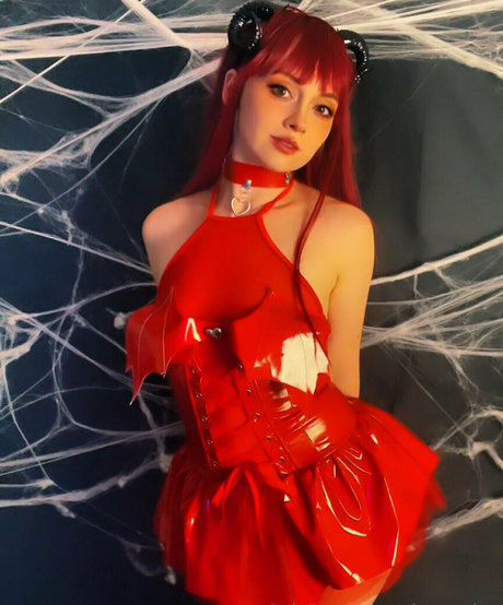 ginwoodsx erotic pornstar photos