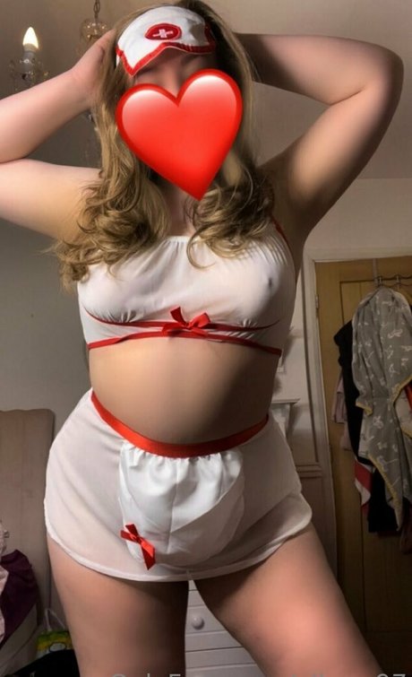 ellerm97 nice pornstar image