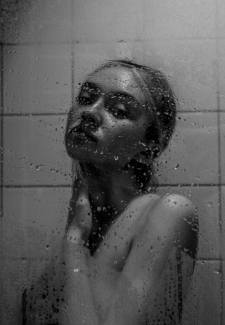 adelewilson__ best model galleries