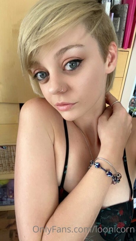 loonicorn star xxx photo