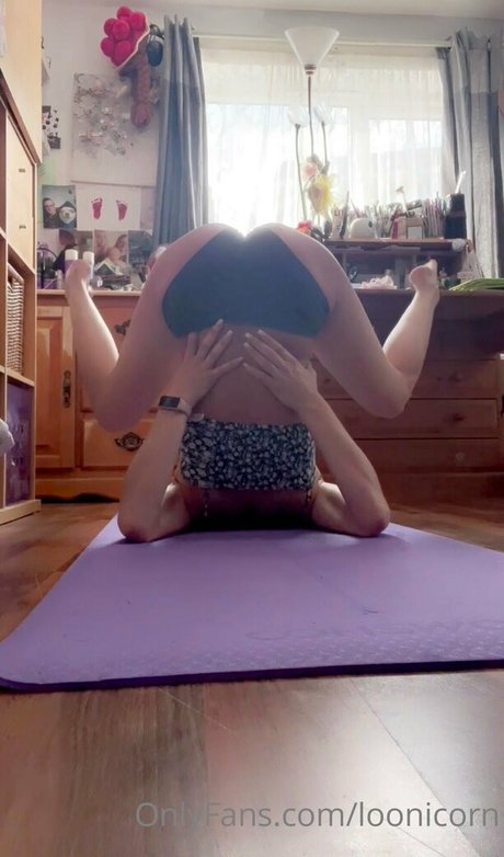 loonicorn high quality pornstar images