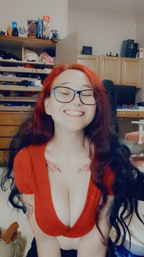 yuricosplayer model nudes pics