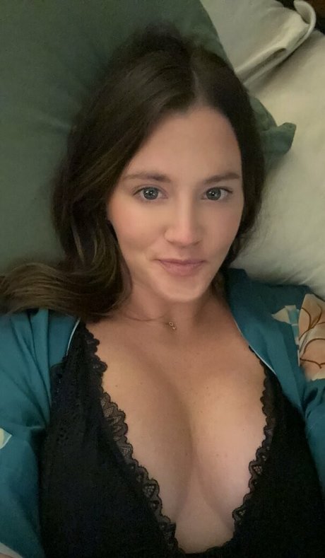 theglizzyqueen pornstar pretty gallery