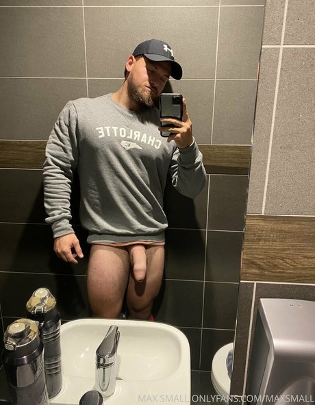 maxsmall pornstar naked photo