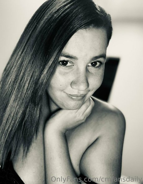 cmfansdaily xxx pornstar gallery