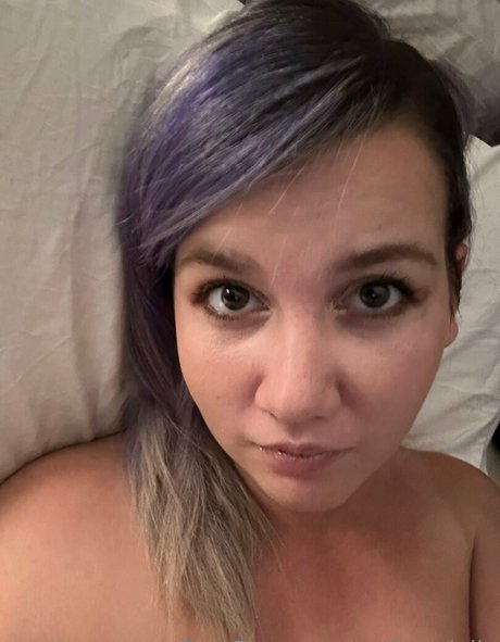 cmfansdaily star beautiful pics