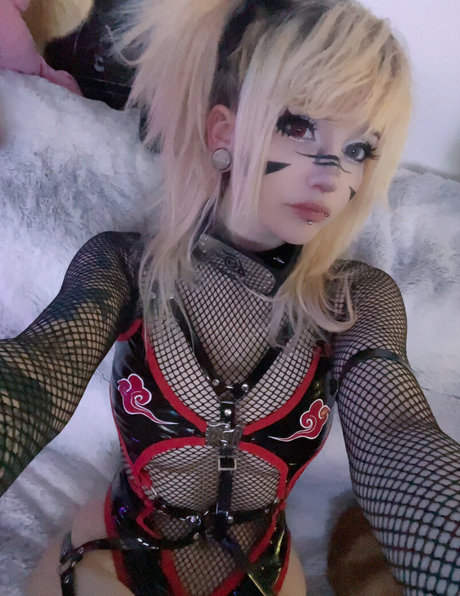 reitoozaru model erotic photos