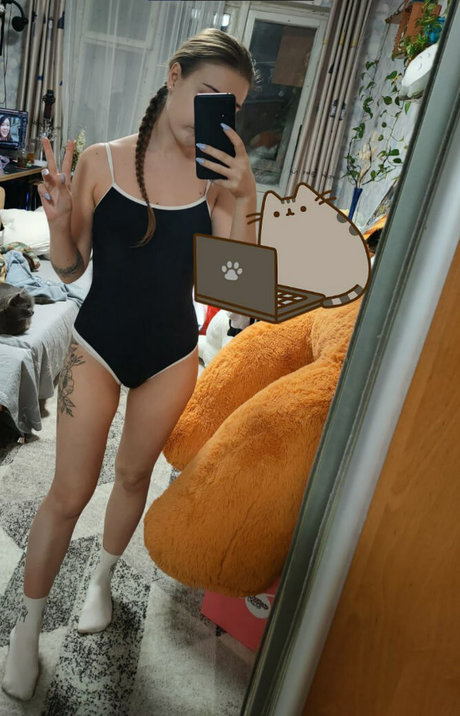 a n i n y a model gallery