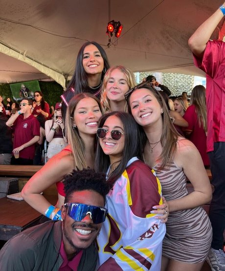 fitness ebony onlyfans pretty pic