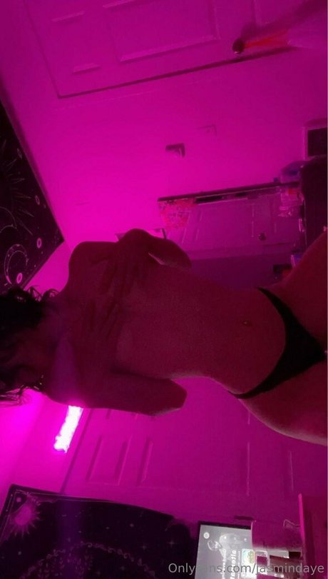 Jasmindaye pretty model image