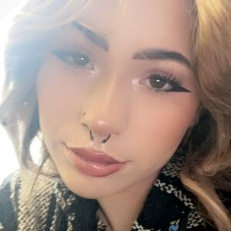 Jasmindaye sexy actress picture