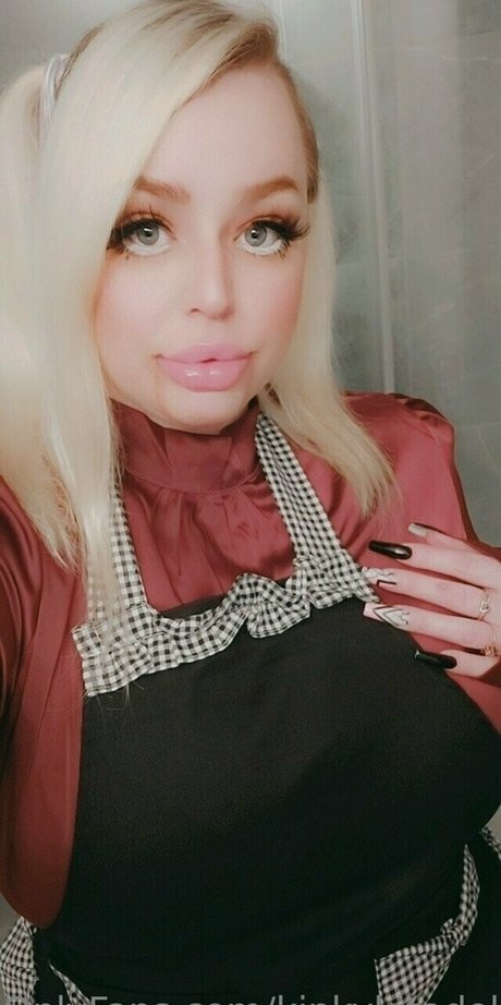 kinkykitadoll hot pornstar image