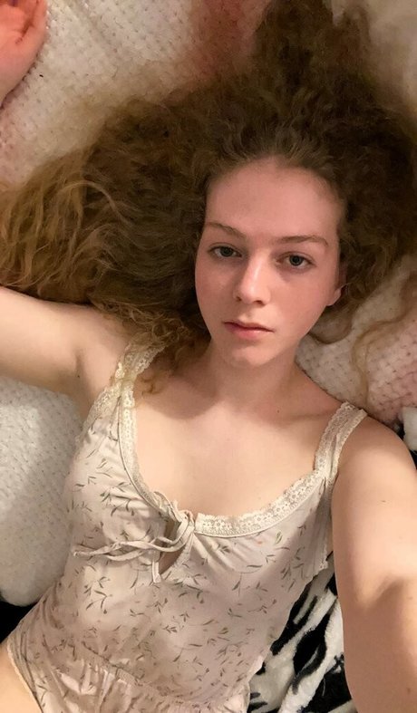 Audrey Bell hot star picture