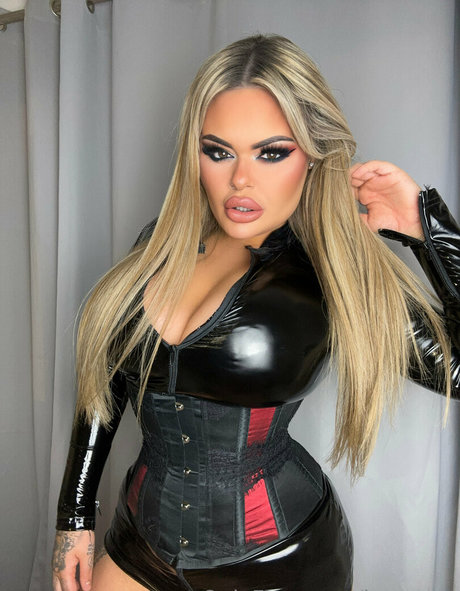 miss lexie x sexy pornstar picture